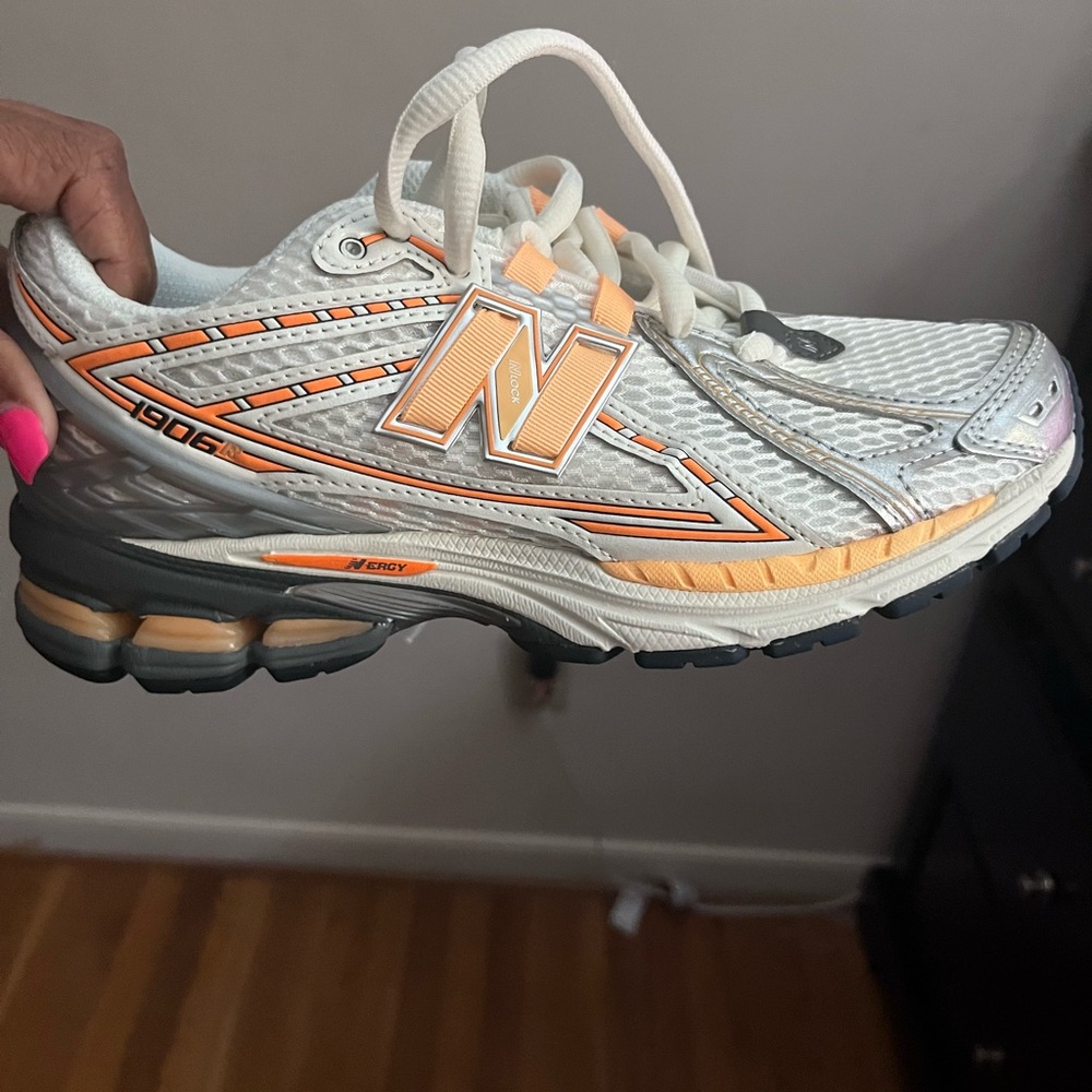 New Balance Women's Sneakers - White and Orange